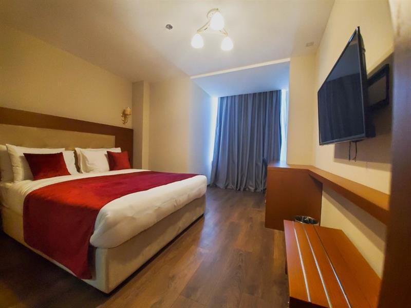 Albanopolis Hotel Tirana Zewnętrze zdjęcie