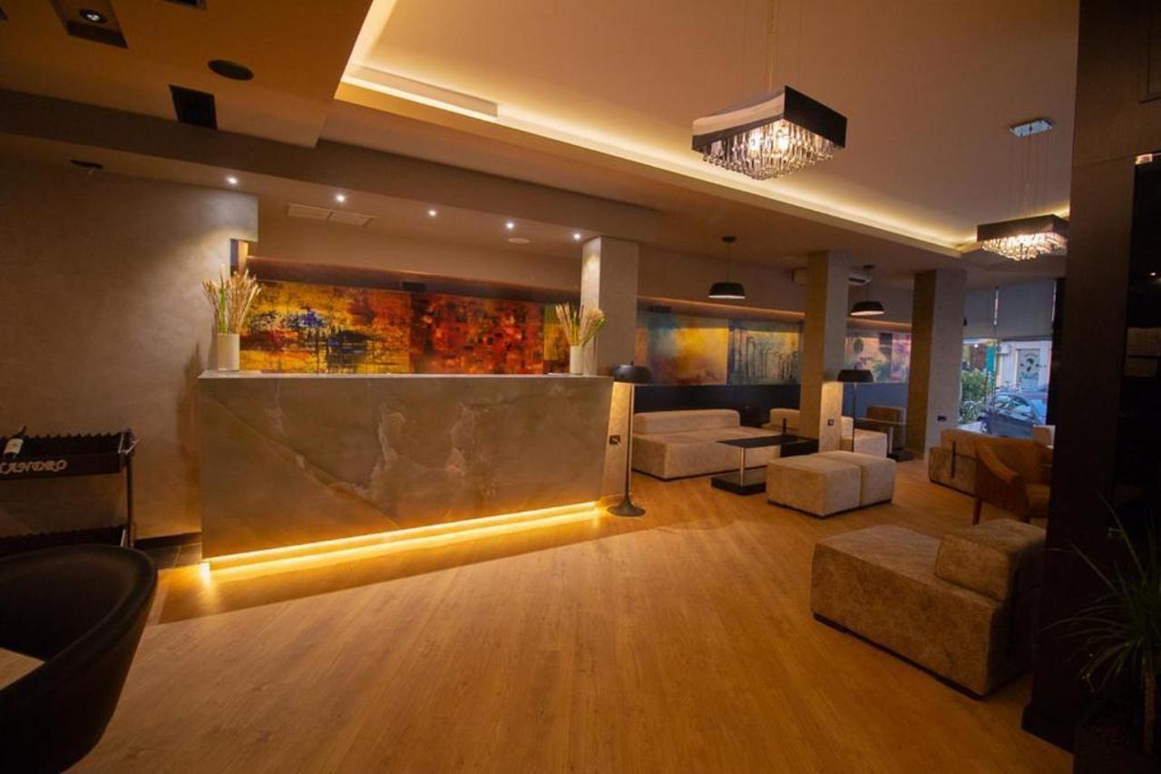 Albanopolis Hotel Tirana Zewnętrze zdjęcie