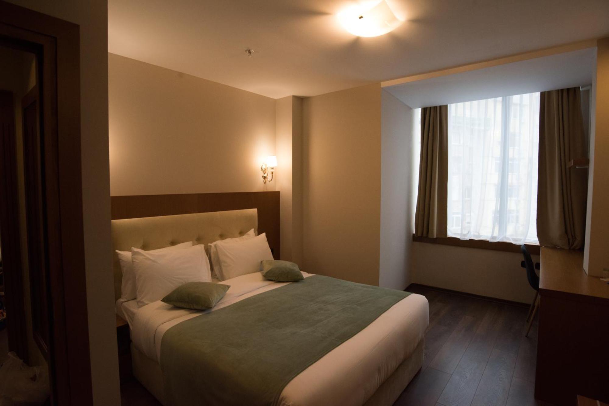 Albanopolis Hotel Tirana Zewnętrze zdjęcie