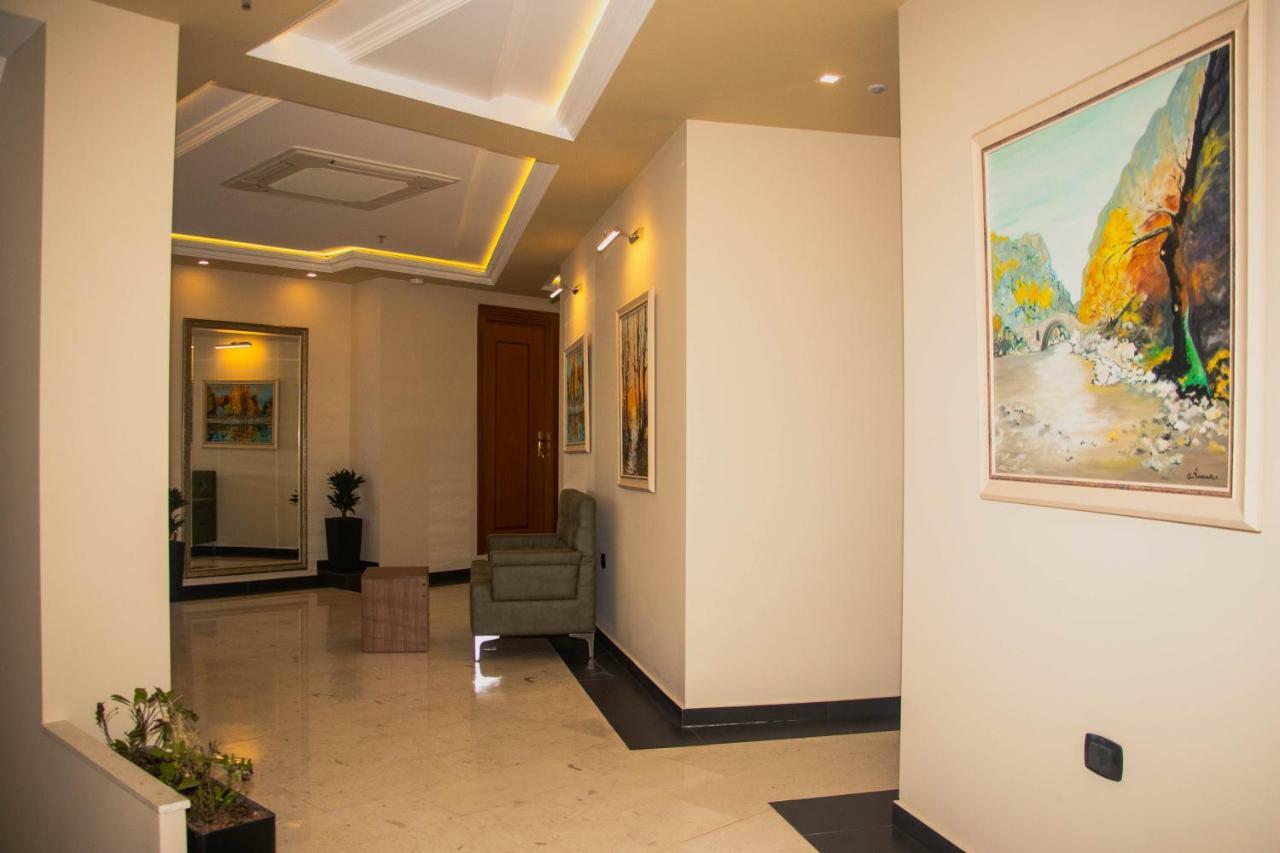 Albanopolis Hotel Tirana Zewnętrze zdjęcie