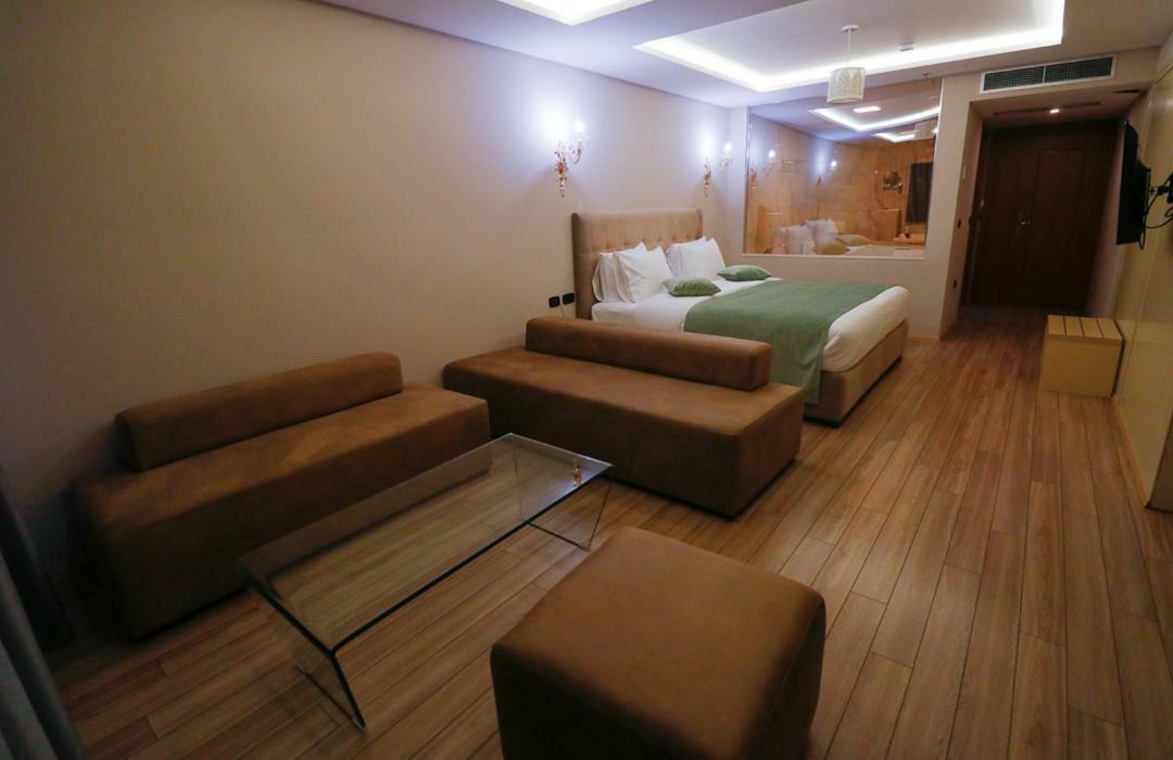 Albanopolis Hotel Tirana Zewnętrze zdjęcie